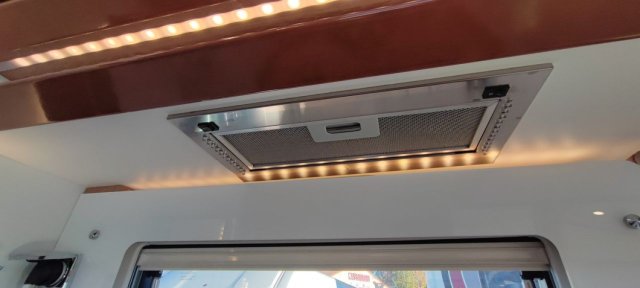 Rapido Distinction i86