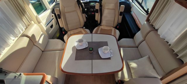 Rapido Distinction i86