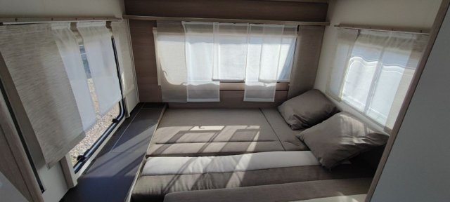 Burstner Premio Plus 410 TS - Photo 11