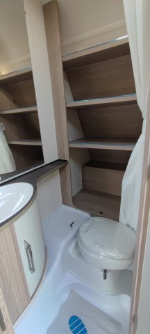 Burstner Premio Plus 410 TS - Photo 15
