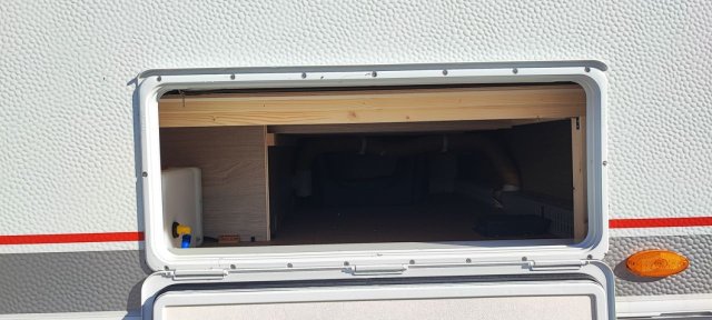 Burstner Premio Plus 410 TS - Photo 19