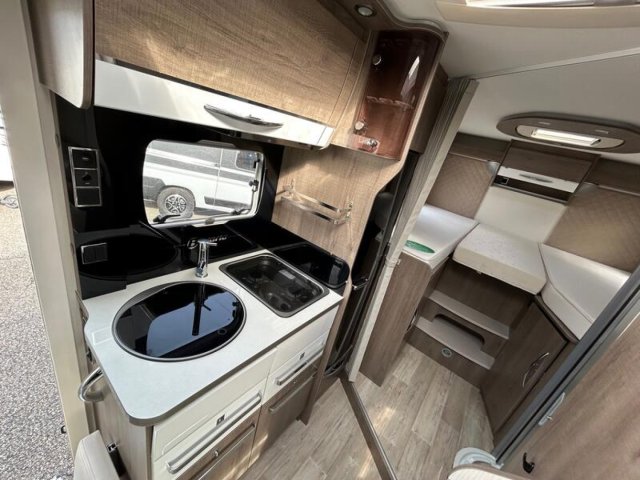 Bavaria Initial I650C Class i 650c - Photo 8