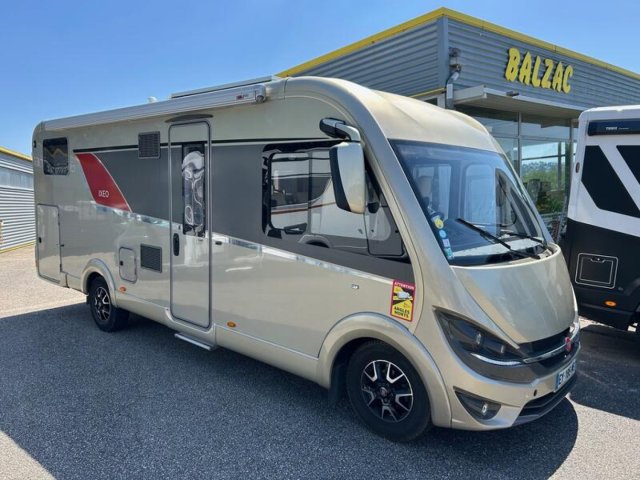Burstner Ixeo I 728 G en depot vente client Occasion