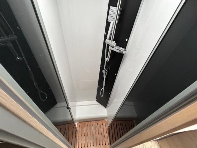 Challenger 384 Etape Edition - Photo 10