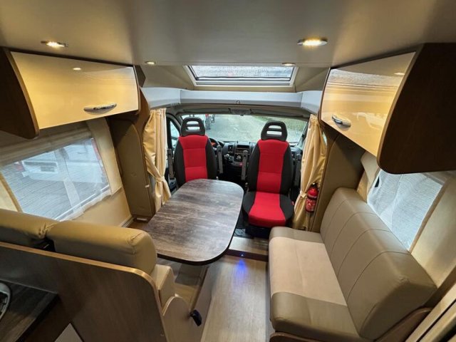 Challenger Birthday 398 EB - Photo 3