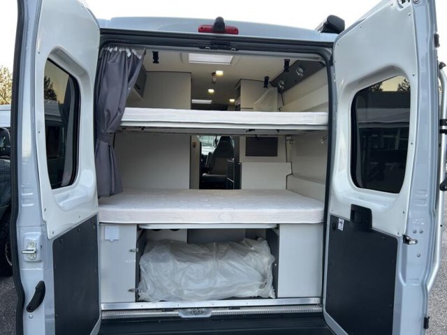 Font Vendome Leader Van Duo - Photo 3