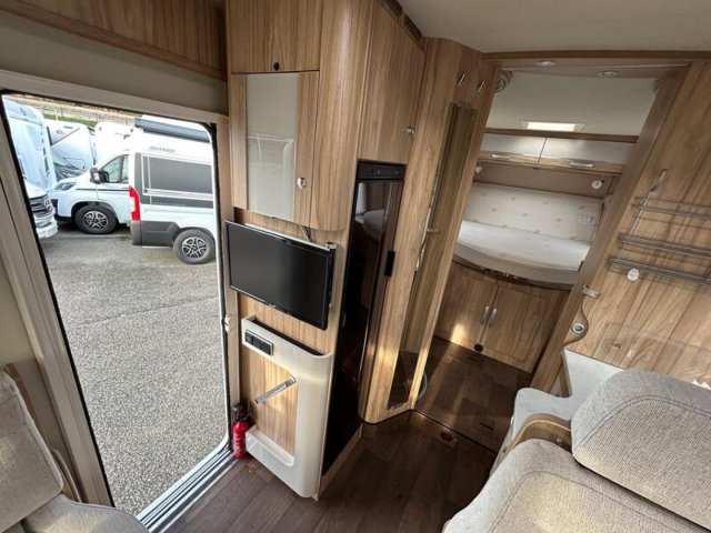 Hymer B 598 - Photo 6