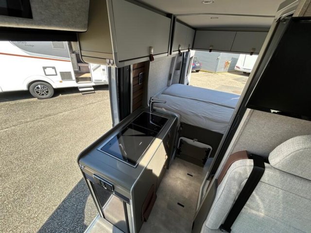 Hymer Camper Vans / Hymercar Ayers Rock - Photo 6