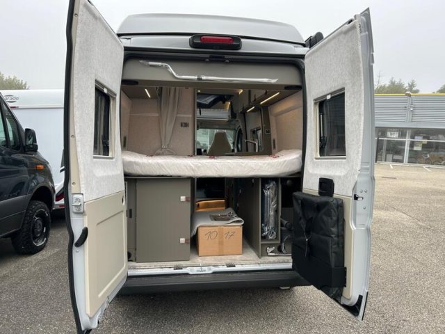 Hymer Camper Vans / Hymercar Ayers Rock 25 - Photo 3