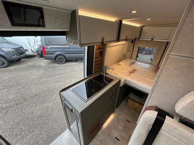 Hymer Camper Vans / Hymercar Ayers Rock 25 - Photo 5