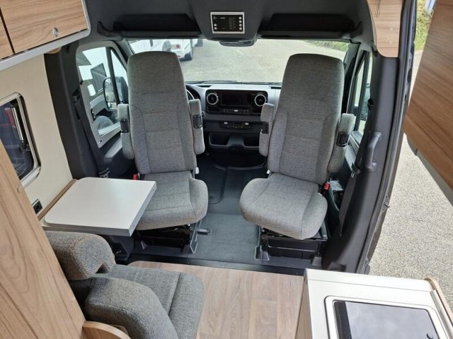 Hymer Camper Vans / Hymercar Grand Canyon S 4x4 - Photo 5