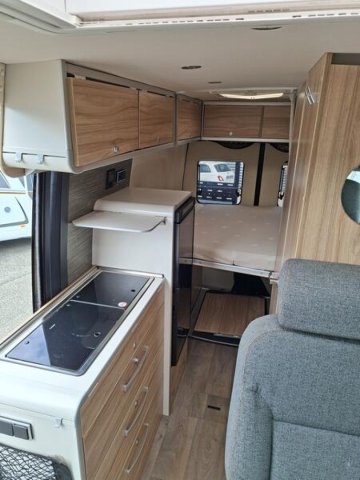 Hymer Camper Vans / Hymercar Grand Canyon S 4x4 - Photo 6