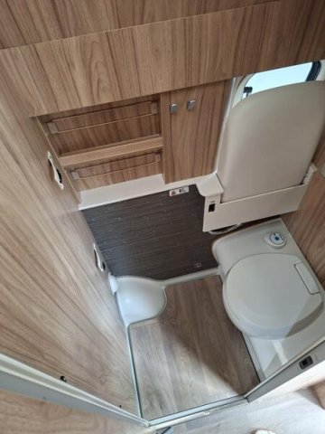 Hymer Camper Vans / Hymercar Grand Canyon S 4x4 - Photo 8
