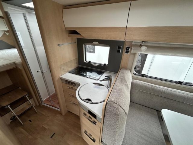 Hymer Classe-B ModernComfort I 680 bmc-i - Photo 4
