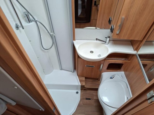 Hymer Exsis-T 588 - Photo 8