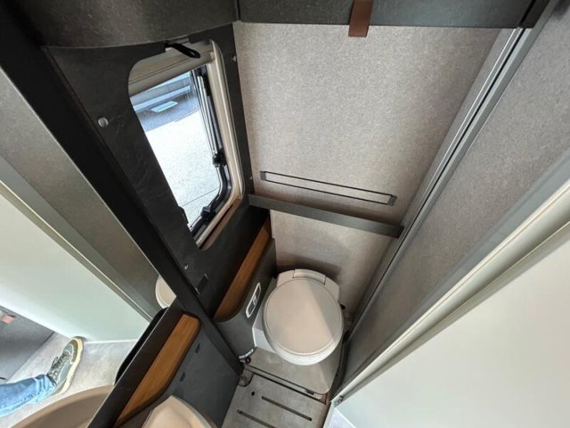 Hymer Venture S 4x4 - Photo 9