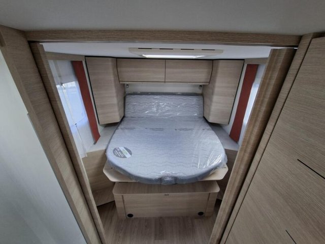 Rapido 696 F 696f 65 ans - Photo 7