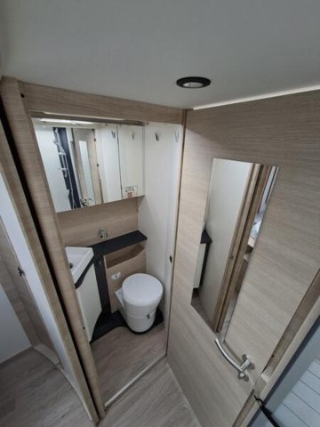 Rapido 696 F 696f 65 ans - Photo 8