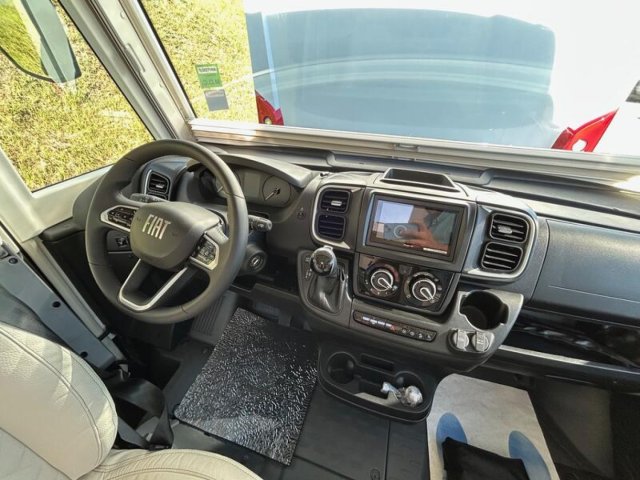 Rapido 8096 DF - Photo 10