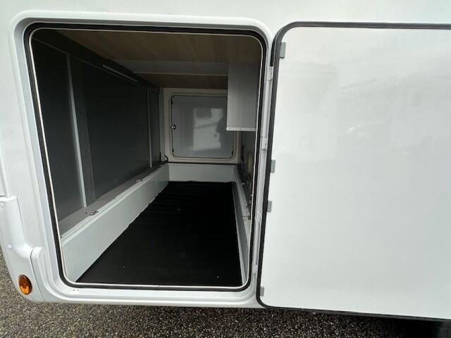Rapido 866 F 2025 - Photo 3