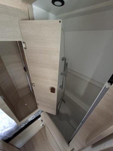 Rapido Van V65 XL boite automatique - Photo 10