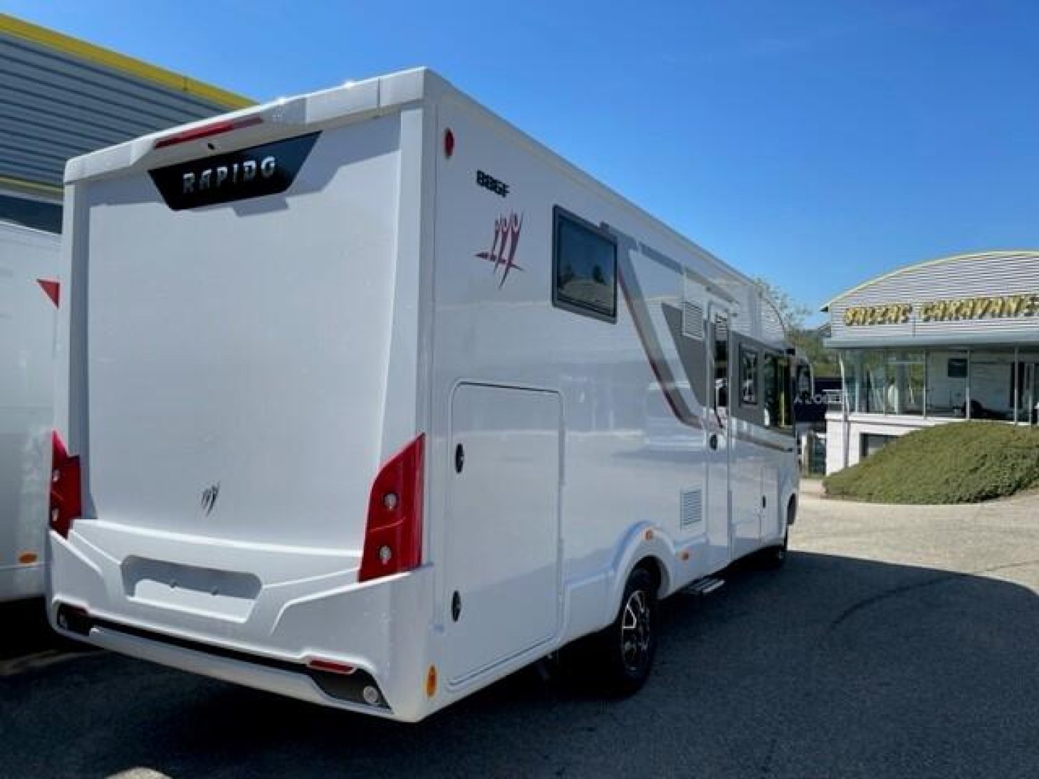 Rapido 886 F 886f 2023 Neuf, porteur Fiat 2.2l 140ch - Camping-car à ...