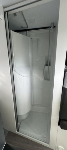 Adria Twin 640 SGX SPORT - Photo 8