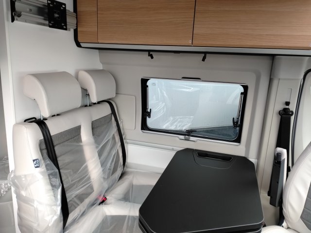 Adria Twin 640 SGX PTR 60 ANS - Photo 9