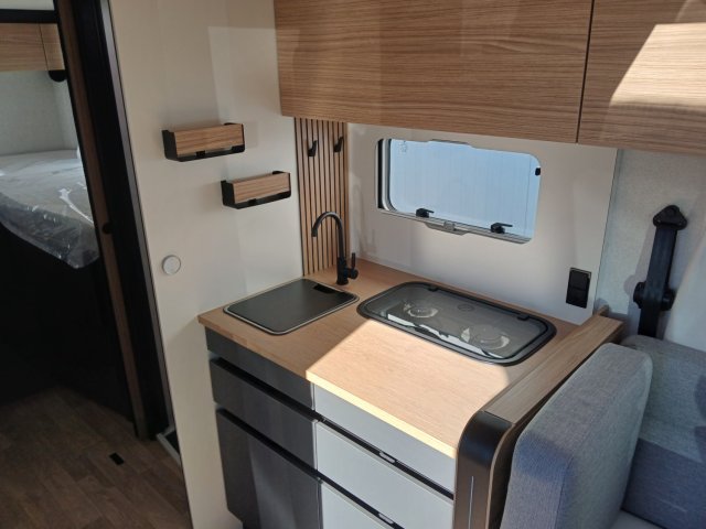 Bavaria Initial I740FGJ Nomade - Photo 5