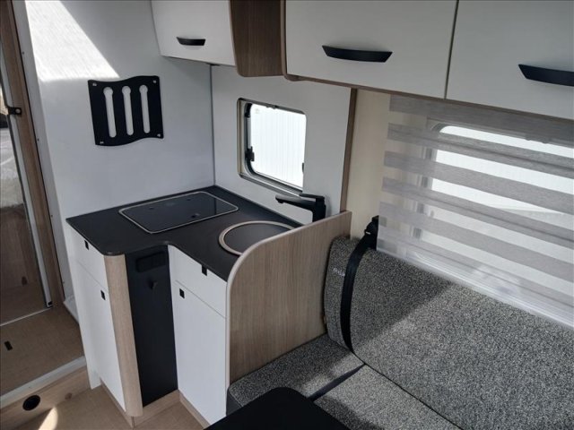 Burstner Lyseo Time Skyline T 732 - Photo 6