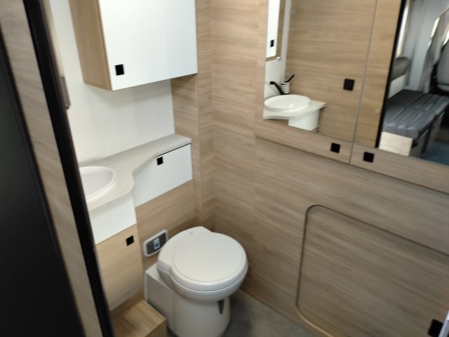 Challenger 260 Ultimate Edition - Photo 4