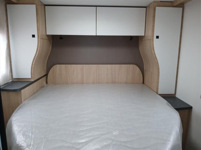 Challenger 318 Anniversary Edition - Photo 4