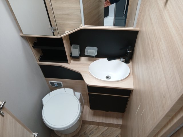 Challenger 384 Etape Edition - Photo 9