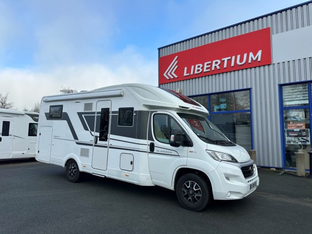 Adria Matrix Plus 670 DL Occasion