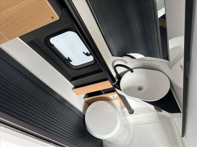 Adria Twin 640 SGX - Photo 7