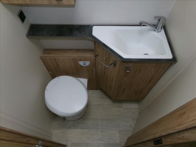 Bavaria Initial I740C Style I 740 C - Photo 8