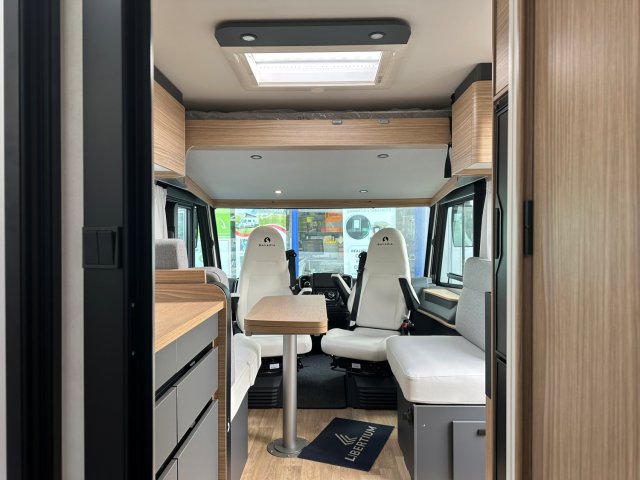 Bavaria Initial I740FC Nomade - Photo 9