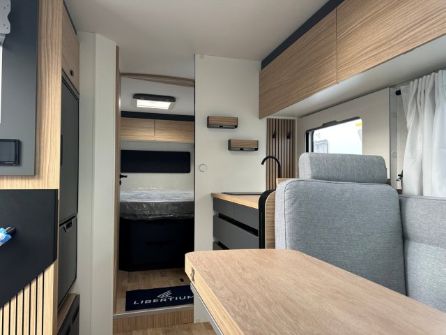 Bavaria Initial I740FC Nomade - Photo 10