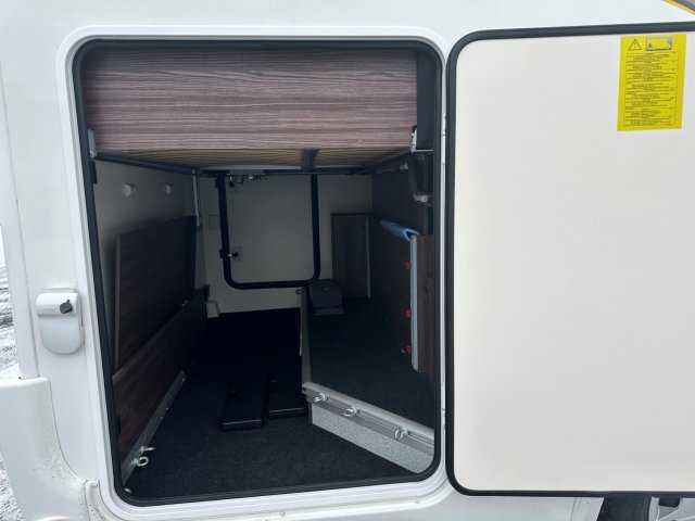 Benimar Tessoro 440 - Photo 2