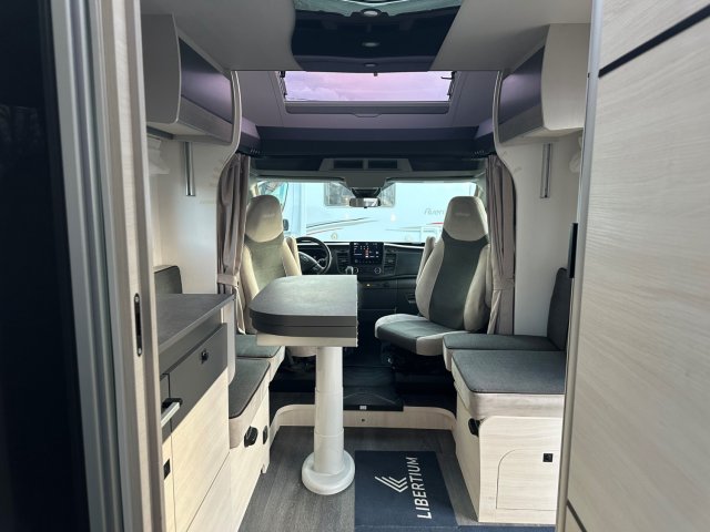 Challenger 328 Graphite Ultimate - Photo 9