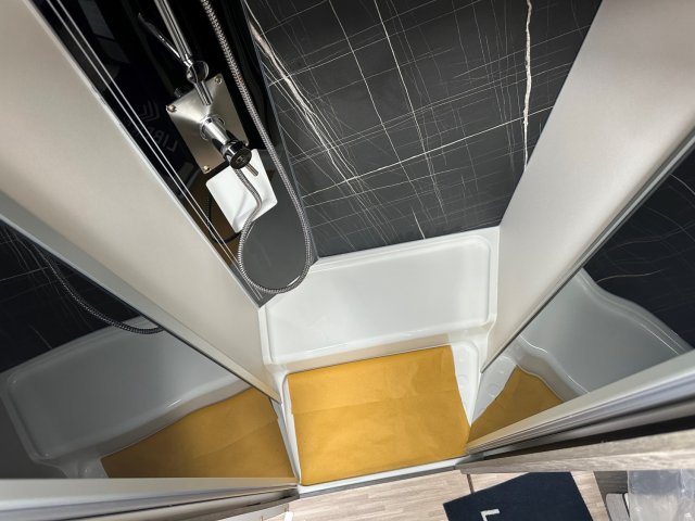 Mc Louis Nevis 881  25 EDITION - Photo 7