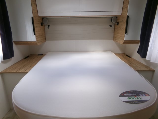 Bavaria Initial I740FC Nomade I 740 FC - Photo 8