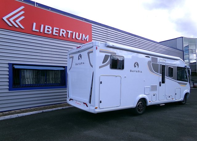 Bavaria Initial I741FGJ Unik - Photo 2