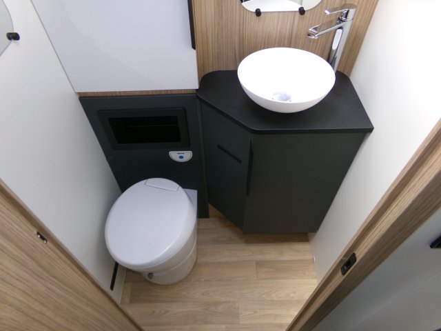 Bavaria Initial I741FGJ Unik - Photo 7