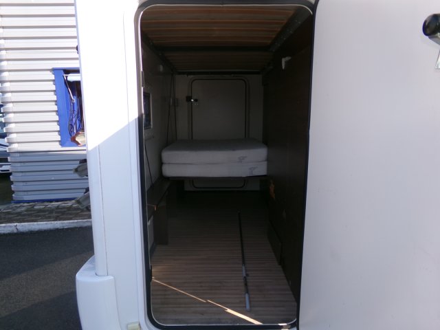 Benimar Tessoro 413 T FORD - Photo 3