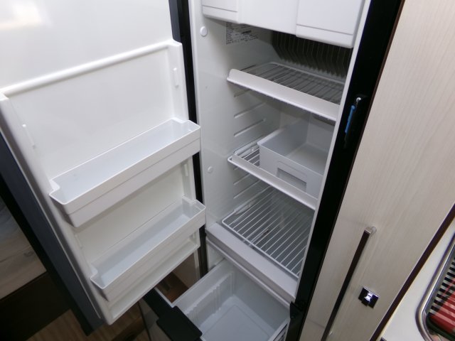 Benimar Tessoro 413 T FORD - Photo 4