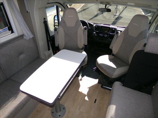 Burstner Campeo TD 736 - Photo 4