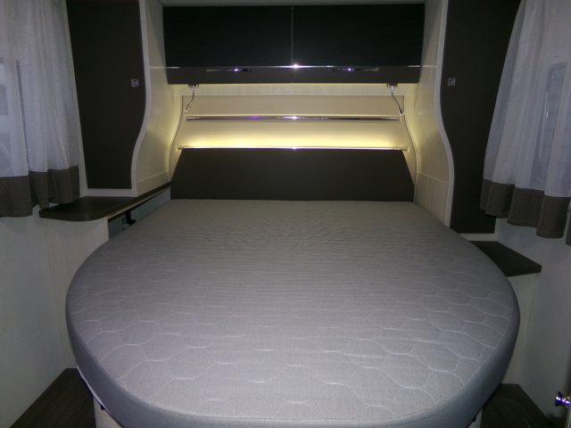 Challenger 288 EB Special Edition - Photo 9