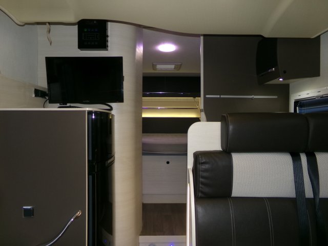 Challenger 288 EB Special Edition - Photo 11