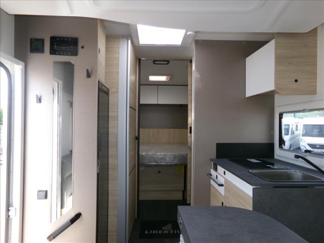 Challenger 318 Anniversary Edition - Photo 10